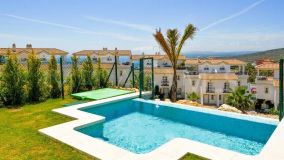 Maison de Ville for sale in Bahia de las Rocas, Manilva