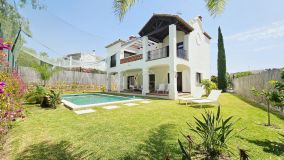 Villa for sale in Estepona Öst