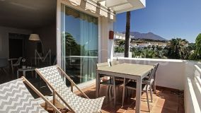 Markplanslägenhet for sale in Alcazaba Lagoon, Casares Pueblo