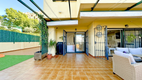 Ground Floor Apartment for sale in Las Joyas, Estepona East