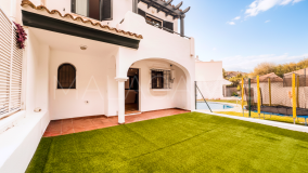 Town House for sale in Los Hidalgos, Manilva