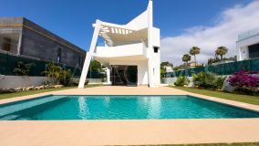 Villa for sale in Monte Biarritz, Estepona Est