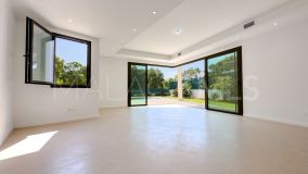 Villa for sale in Monte Biarritz, Estepona Est