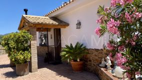 Country House for sale in El Padron, Estepona East