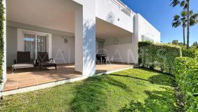 Erdgeschosswohnung zu verkaufen in Cortijo del Mar, Estepona Ost