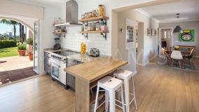 Villa for sale in El Rosario, Marbella East