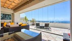 For sale penthouse in Los Monteros Hill Club with 3 bedrooms