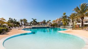 Stunning four bedroom, south east facing first floor apartment in the prestigious and gated community Monte Parasio on Marbella’s Golden Mile