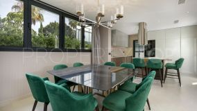 Villa en venta en Marbella - Puerto Banus de 6 dormitorios