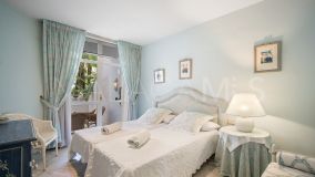 Appartement rez de chaussée for sale in Marbella Real, Marbella Golden Mile