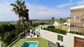 Villa till salu på Nueva Atalaya, Estepona
