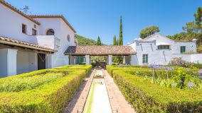 Villa zu verkaufen in El Velerin, Estepona Ost