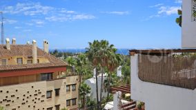 Lovely third floor, South-East facing, two-bedroom apartment in the gated and well-established community Coto Real on Marbella's Golden Mile