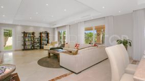 Buy Los Arqueros villa with 5 bedrooms