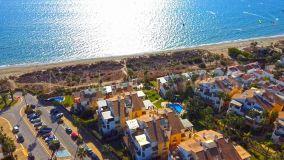 Doppelhaushälfte zu verkaufen in Bahia de Marbella, Marbella Ost