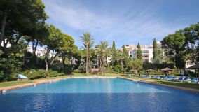 Duplex penthouse with 2 bedrooms for sale in Señorio de Marbella