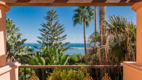 For sale ground floor duplex in Marbella - Puerto Banus with 5 bedrooms