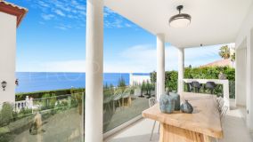 Buy El Faro villa with 5 bedrooms