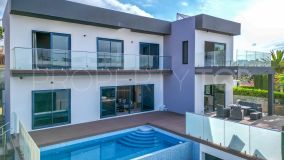 Wonderful five bedroom villa in a sought after location of Calahonda, Mijas Costa - walking distance to the beach