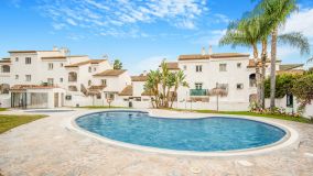 Town House for sale in El Paraiso, Estepona East