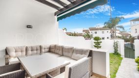 Town house in El Paraiso for sale