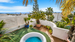 Zweistöckiges Penthouse zu verkaufen in Marbella Real, Marbella Goldene Meile