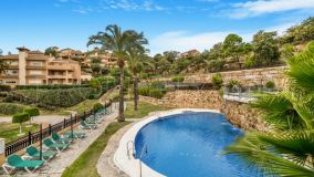 Superb four bedroom, south facing townhouse in the gated community El Vicario, La Mairena
