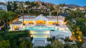 Stunning six bedroom villa with panoramic views in La Cerquilla, Nueva Andalucía