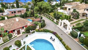 Villa Pareada en venta en Los Monteros Playa, Marbella Este