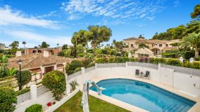 Villa Jumelée for sale in Los Monteros Playa, Marbella Est