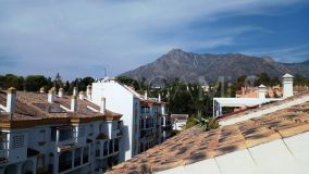Zweistöckiges Penthouse zu verkaufen in Costa Nagüeles II, Marbella Goldene Meile