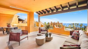 Impressive four bedroom, south facing beachfront apartment in the gated community Los Granados Del Mar, Estepona