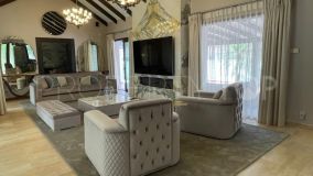 Stunning four bedroom villa located near the beach in Las Mimosas, Puerto Banus