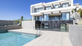 Villa for sale in Los Flamingos Golf, Benahavis