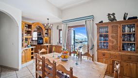 Lägenhet till salu på Puerto de Cabopino, Marbella Öst