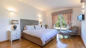 For sale villa in El Madroñal with 4 bedrooms