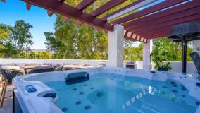 Duplex Penthouse for sale in Nueva Andalucia, Marbella