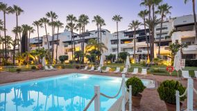 Apartamento Planta Baja en venta en Puente Romano, Marbella Golden Mile