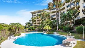 Spacious two bedroom, south west facing apartment in the gated community of Guadalcantara Golf in Guadalmina Alta