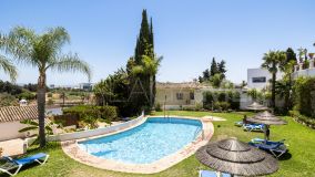 Town House for sale in Los Toreros, Nueva Andalucia