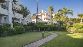 Appartement rez de chaussée for sale in Altos Reales, Marbella Golden Mile