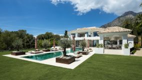 Villa en venta en Sierra Blanca, Marbella Golden Mile