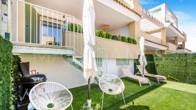 Appartement rez de chaussée for sale in Los Naranjos, Nueva Andalucia