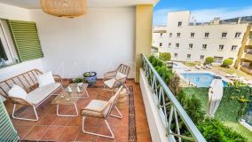 Apartamento Planta Baja en venta en Los Naranjos, Nueva Andalucia