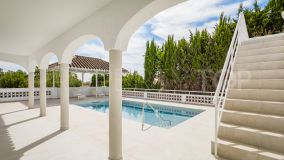 Stunning 6-Bedroom Villa in Guadalmina Alta