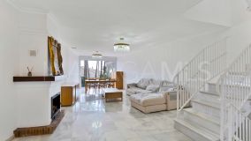 Adosado en venta en Montepiedra, Marbella Golden Mile