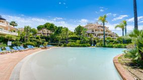 Appartement rez de chaussée for sale in Los Capanes del Golf, Benahavis