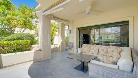 Appartement rez de chaussée for sale in Los Capanes del Golf, Benahavis