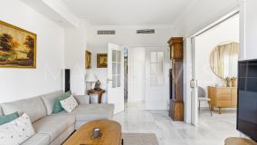 Duplex Penthouse for sale in Hacienda del Sol, Estepona Est