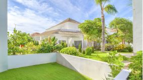 Villa for sale in Lomas de Magna Marbella, Marbella Golden Mile